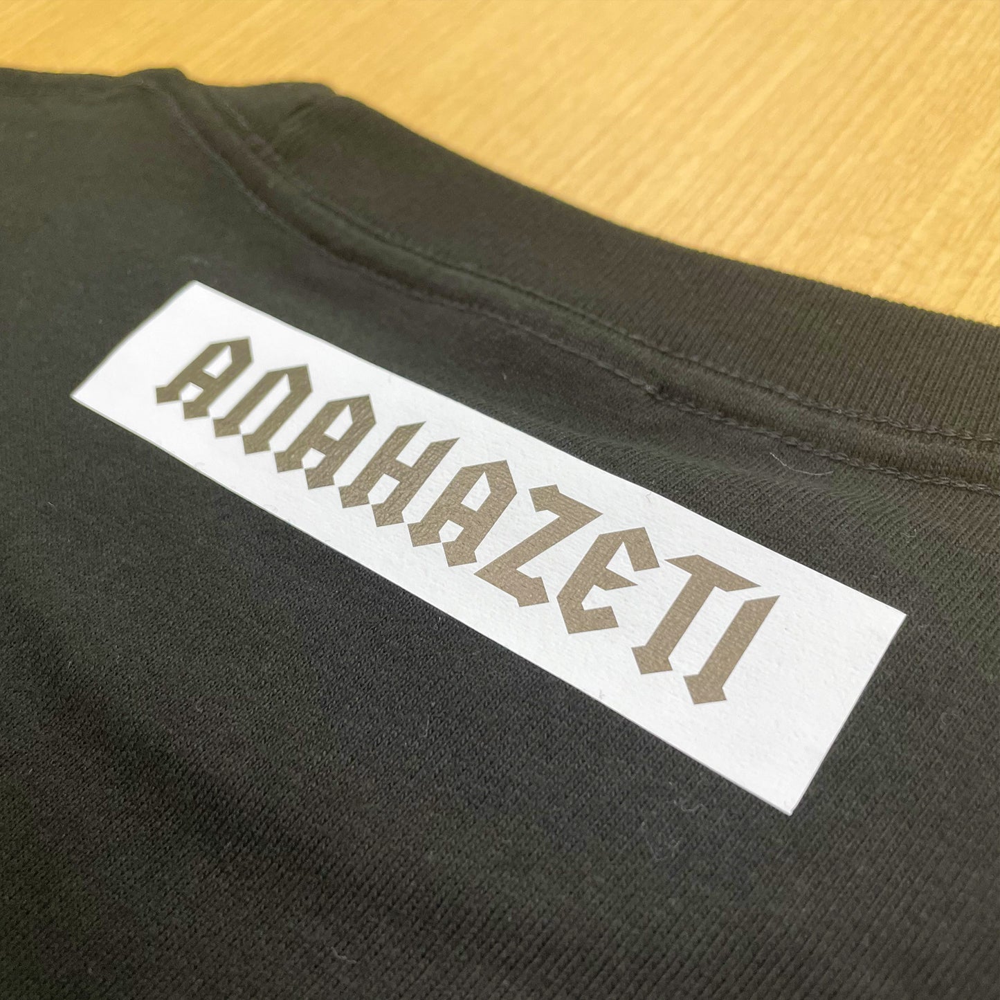 アナハゼティロゴTシャツ(半袖) ブラック